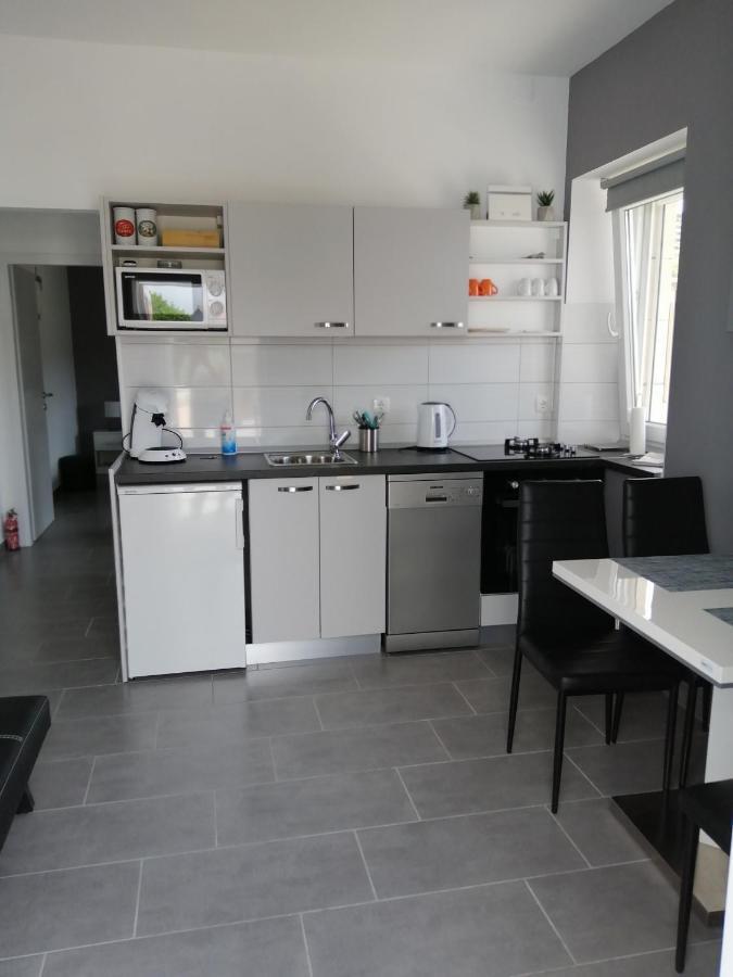 Apartment "Manna Zrnovo Екстериор снимка